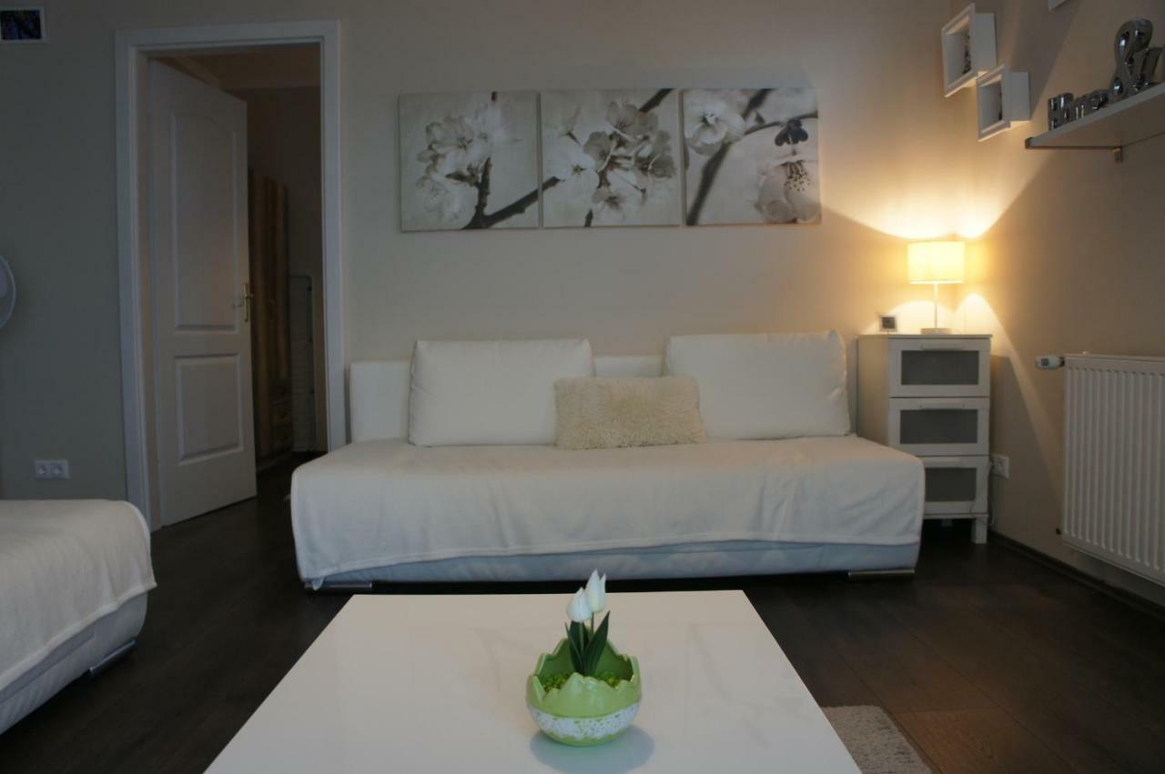 Viktoria Apartmanok Siófok Extérieur photo